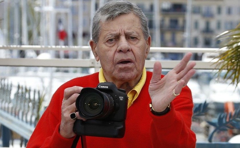 Ator Jerry Lewis é internado em hospital de Las Vegas com infecção