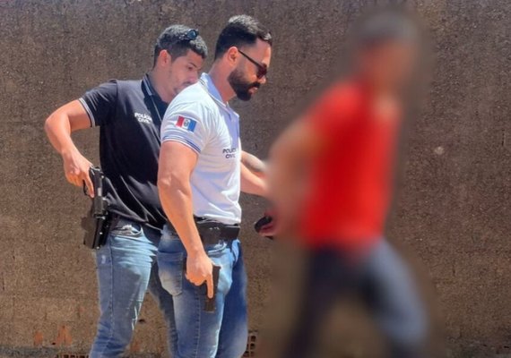 Preso suspeito de matar idoso com golpes de enxada por ciúmes em Arapiraca