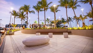 Praça Hélio Vasconcelos é entregue à população totalmente revitalizada