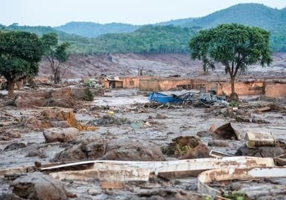 Um ano após tragédia, Samarco planeja reconstruir distritos em 2018