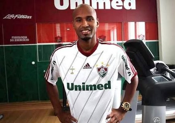 Campeão pelo Fluminense, Wellington Silva rejeita Guarani e assina com o CSA