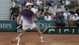Brasileiro João Fonseca estreia com vitória no torneio de Roland Garros