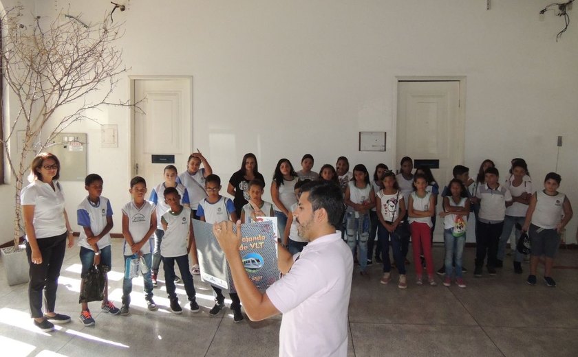 Turismo do Saber realiza circuito cultural com estudantes