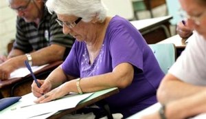 Universidade Aberta à Terceira Idade com inscrições até terça-feira