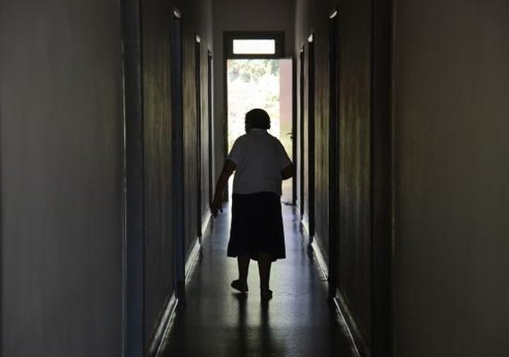 Um em cada 6 idosos sofre algum tipo de violência, alerta OMS