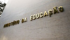 MEC muda para 1º de março a volta de aulas presenciais nas universidades federais