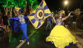 Escolas de samba levam brilho, alegria e muita arte para orla de Maceió