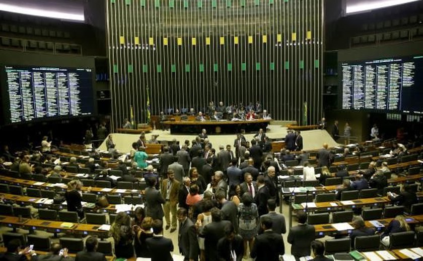 Câmara de Maceió aprova aumento no número de vereadores