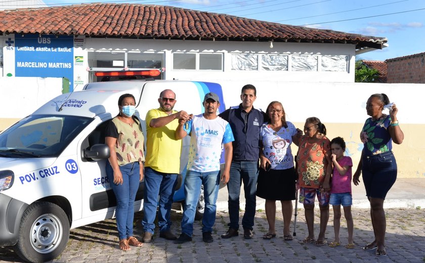 Unidades de saúde do Salgado e Povoado Cruz contam com novas ambulâncias