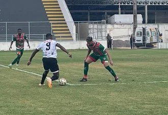 CSE apresenta lateral  Diego como contratado