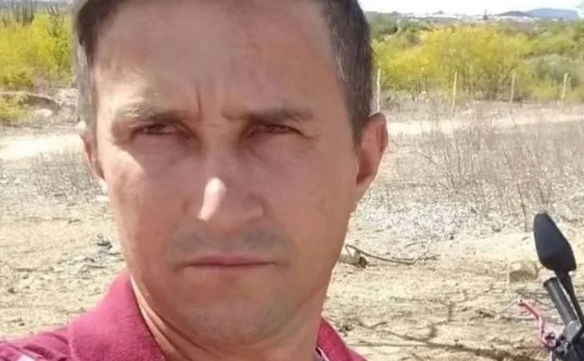 Homem morre após carro invadir contramão e colidir frontalmente em sua moto