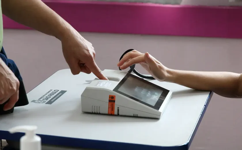 Eleitor sem biometria pode votar no segundo turno das eleições