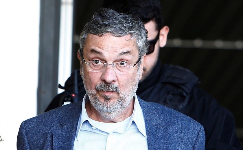 Sérgio Moro pede para Fachin manter prisão preventiva de Antonio Palocci
