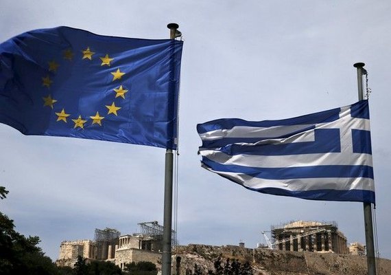 Grécia volta ao mercado financeiro com bônus a 4,625% após três anos