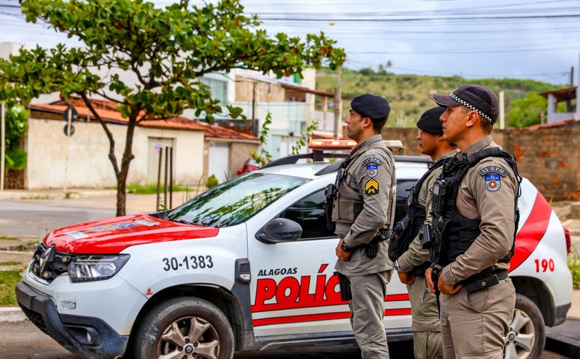 Polícia Militar cumpre mandado de prisão contra homem condenado por tráfico no Jacintinho