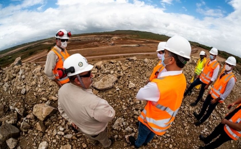 Mineração Vale Verde: Secretário Rafael Brito celebra contratação de 2 mil trabalhadores