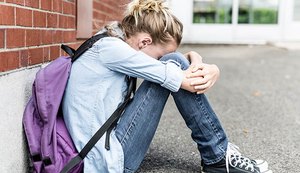 Março Laranja conscientiza sobre a importância de combater o bullying nas escolas através da educação socioemocional