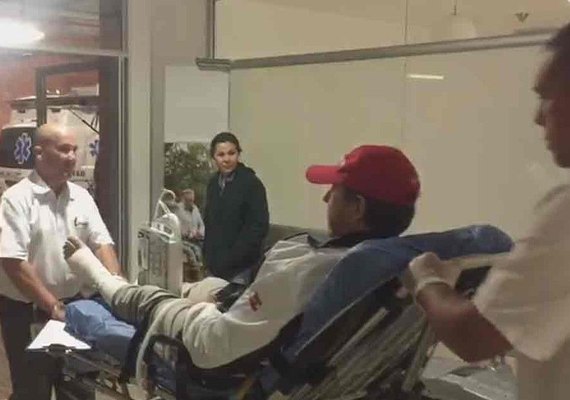 Alan Ruschel e Rafael Henzel deixam hospital na Colômbia e iniciam volta
