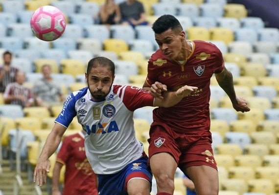Fluminense sai atrás, mas busca empate com o Bahia