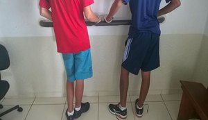 Dois adolescentes são apreendidos em casa abandonada com cocaína