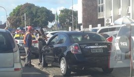 Guardador de carros recebe alta e presta depoimento na Central de Flagrantes