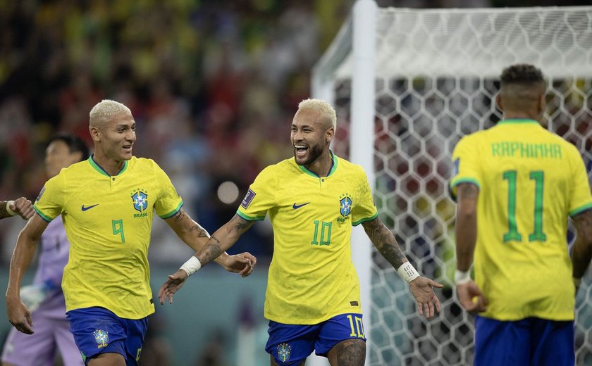 Brasil define classificação no primeiro tempo e goleia Coreia do Sul