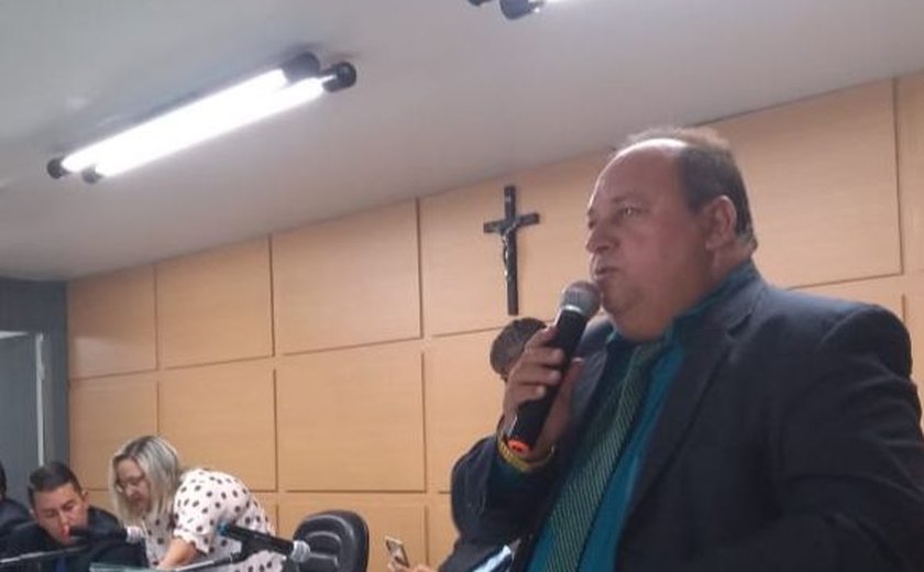 Vereador diz que Arapiraca está sem prefeito