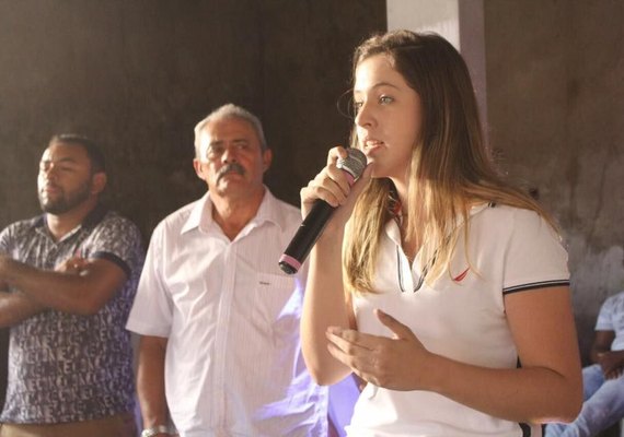 Cibele Moura apresenta PL que libera transporte intermunicipal na região metropolitana