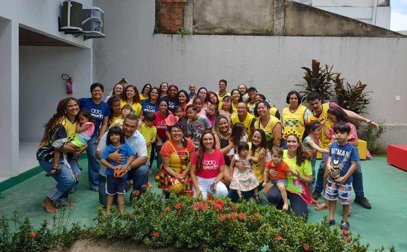 Encontro solidário das Instituições Amor 21 e Projeto Mãos que Ajudam discute ações sociais