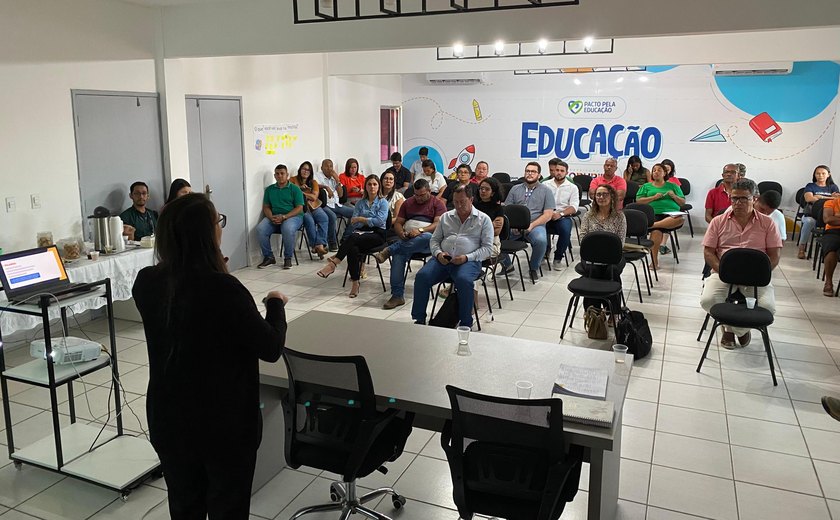 Turismo participa de oficina de planejamento do Projeto Orla, em Coruripe