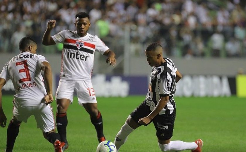 São Paulo arranca empate do Atlético e atrapalha planos do Galo
