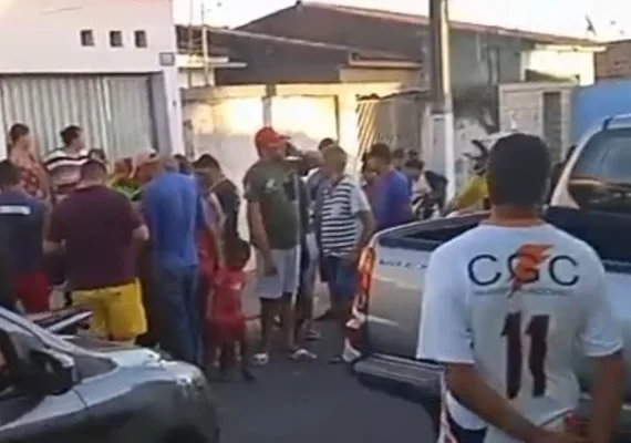 Colisão frontal entre motocicletas deixa homem gravemente ferido e outro com dedo decepado