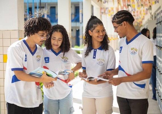 Seduc apresenta Programa Alagoano de Ensino Integral em mostra de práticas inspiradoras do MEC
