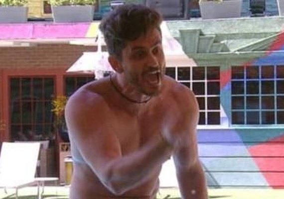 Vídeo! Doctor Marcos pirou, a chapa esquentou e o 'BBB 17' pegou fogo