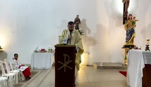 Padre Vanderley é novamente denunciado por assédio sexual e tem arma apreendida