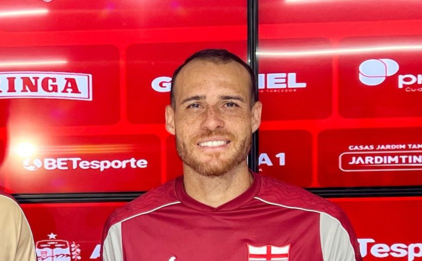 CRB procura lateral e mais  um volante para a temporada