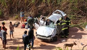 Acidente na BR-101 em Messias deixa um homem morto e quatro pessoas feridas