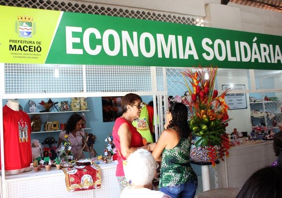 Grupo de Economia Solidária participa de Feira Artesanal