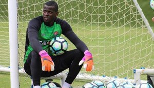 CSA de olho em goleiro do Vitória
