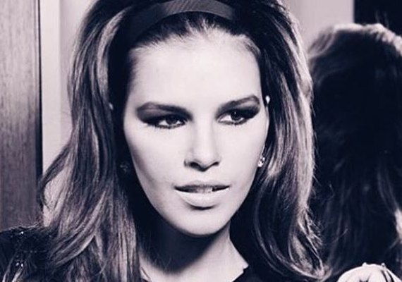 Mariana Rios assume namoro com milionário em festa