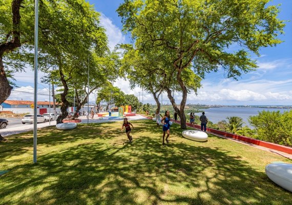 Prefeitura entrega novo mirante da Chã de Bebedouro e devolve cultura e história ao bairro