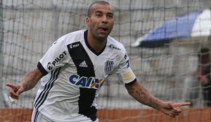 Com dois gols de Emerson Sheik, Ponte vence o Botafogo