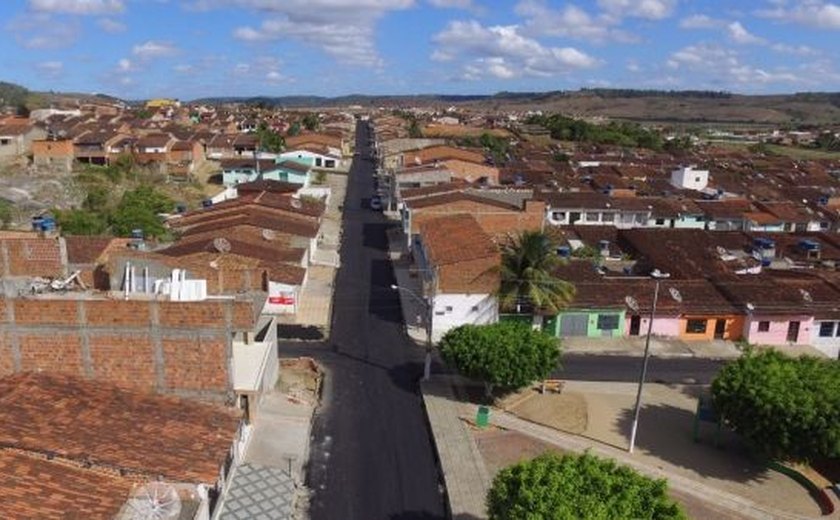 Renan Filho autoriza implantação de rodovia que vai ligar vales do Mundaú e Paraíba