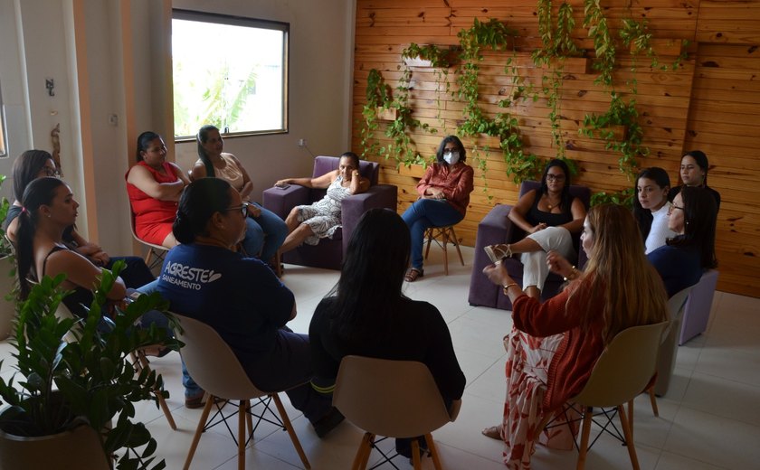 Valorização das mulheres e apoio à maternidade marcam atuação da Agreste Saneamento no interior de Alagoas
