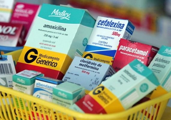 Febrafar alerta sobre riscos de vendas de medicamentos em supermercados