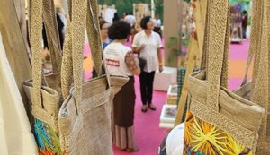 Feira de artesãos incentiva produção local