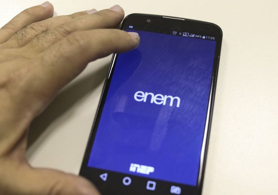 Inep encontra inconsistência em correção do Enem