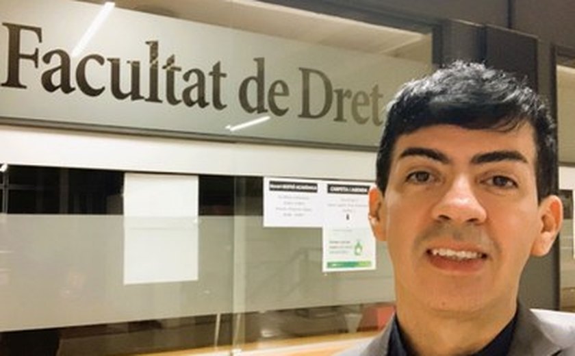 Professor da Ufal é premiado na Europa por pesquisas sobre rádio comunitária