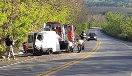 Feirante morre e quatro ficam feridos após serem arremessados de carroceria