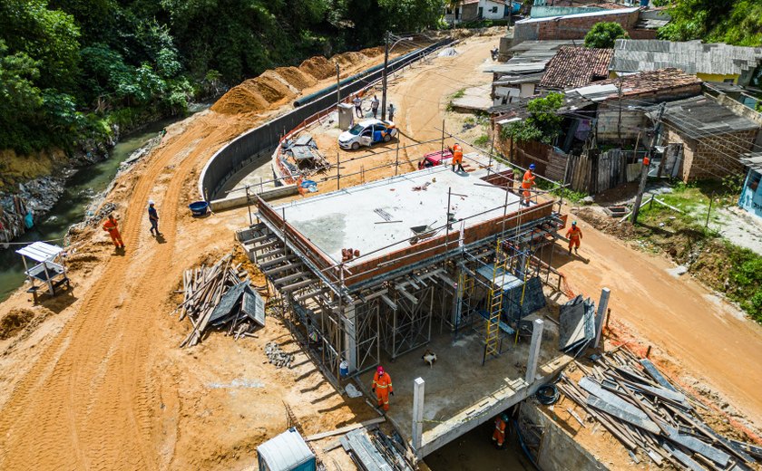 Estações elevatórias seguem em construção para garantir maior obra ambiental de Maceió